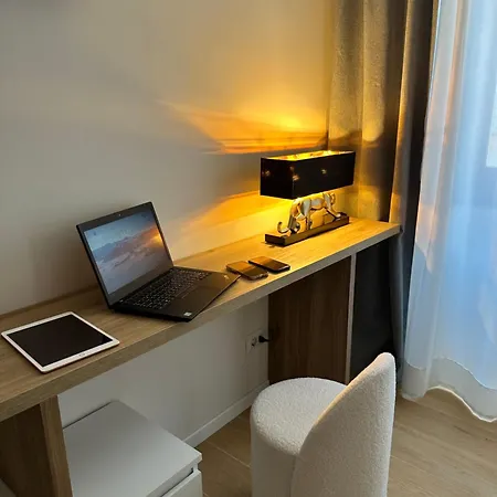 Luna Luxury Apartment