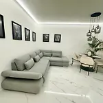 Lb - Luna Luxury Bergamo